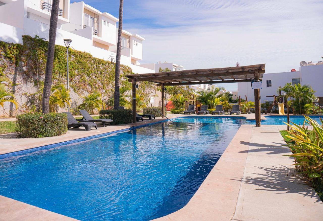 Casa En Privada Frente A La Playa Con Alberca! Villa Масатлан Екстериор снимка